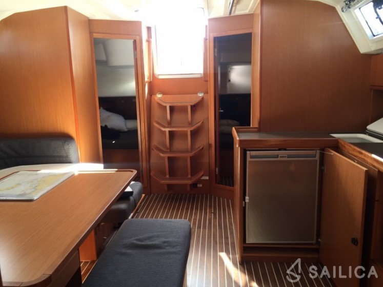 Bavaria 46 Cruiser - Yacht Charter Sailica