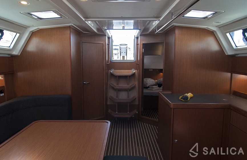 Bavaria 46 Cruiser - Yacht Charter Sailica