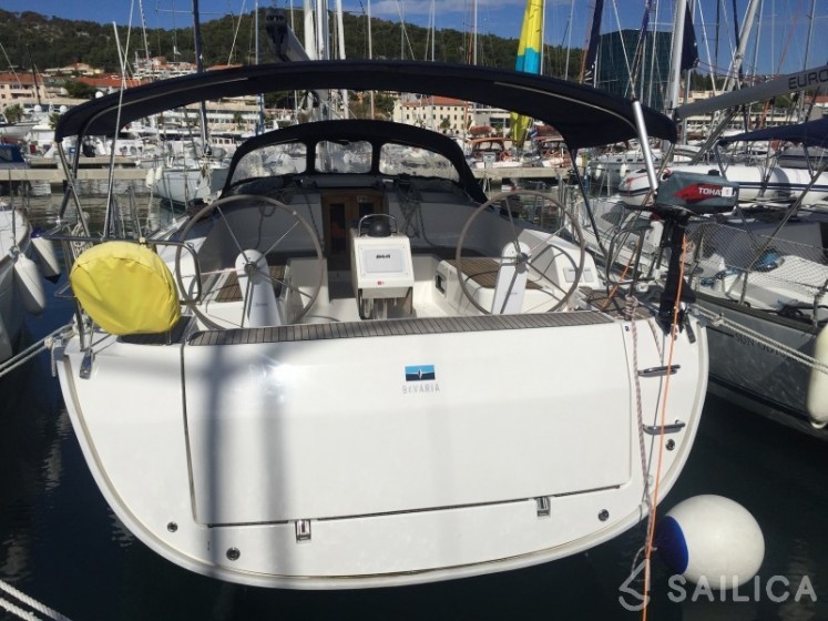 Bavaria 46 Cruiser - Yacht Charter Sailica