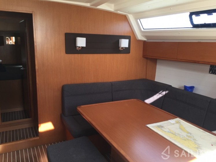 Bavaria Cruiser 46 - Yacht Charter Sailica