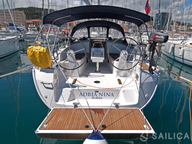 Bavaria 37 Cruiser - Yacht Charter Sailica