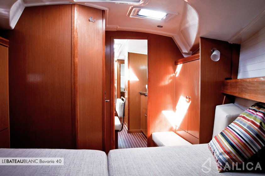 Bavaria 40 Cruiser - Yacht Charter Sailica