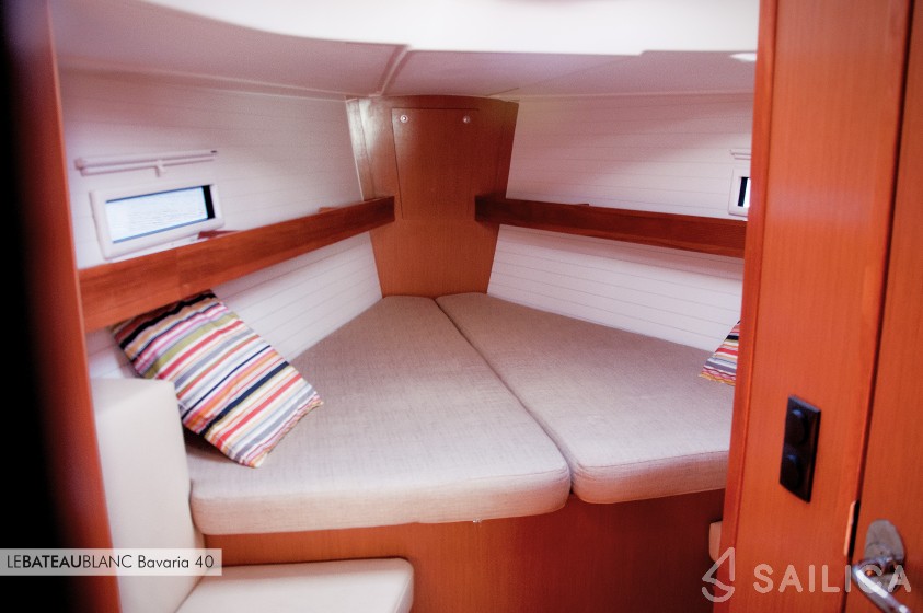 Bavaria 40 Cruiser - Yacht Charter Sailica