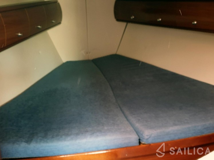 Bavaria 38 Cruiser - Yacht Charter Sailica