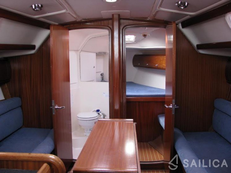 Bavaria 36 Cruiser - Yacht Charter Sailica