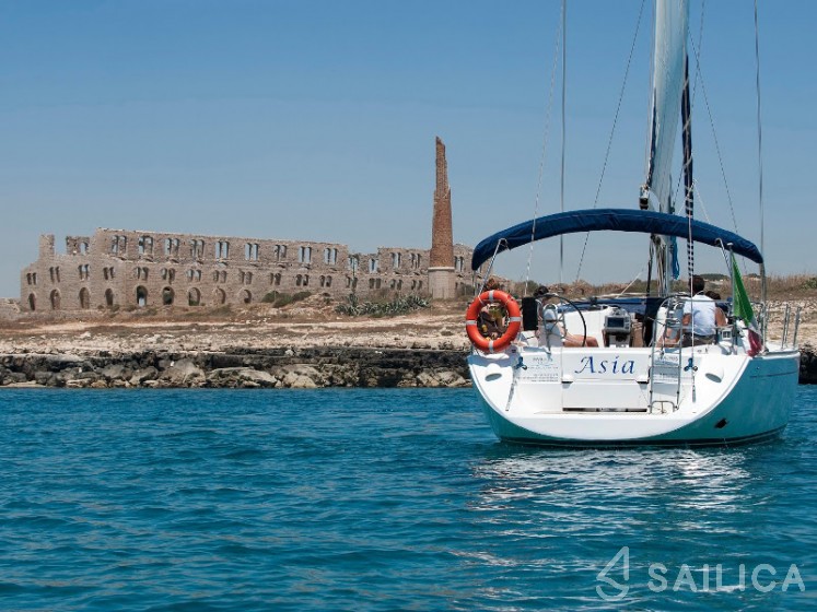 Dufour 455 Grand Large - Yacht Charter Sailica