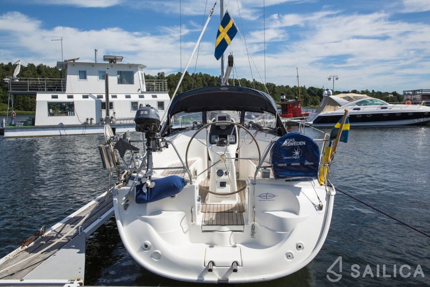 Bavaria 30 Cruiser - Yacht Charter Sailica