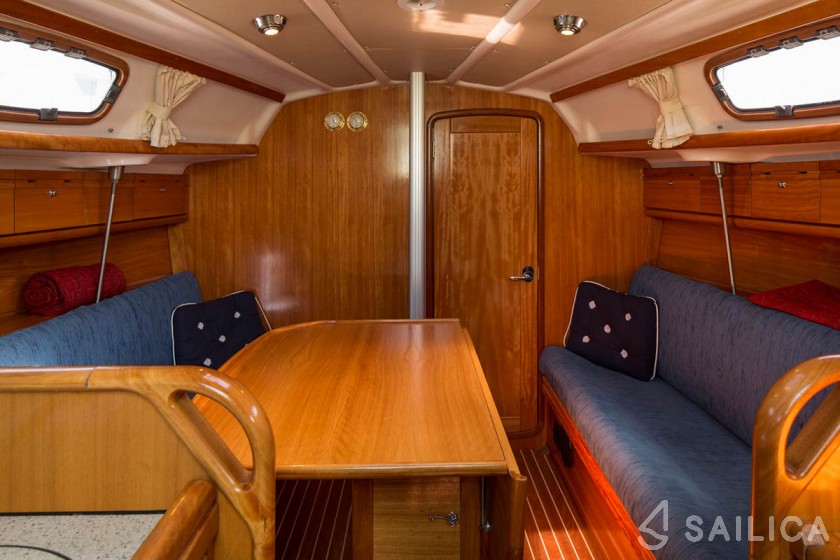 Bavaria 30 Cruiser - Yacht Charter Sailica