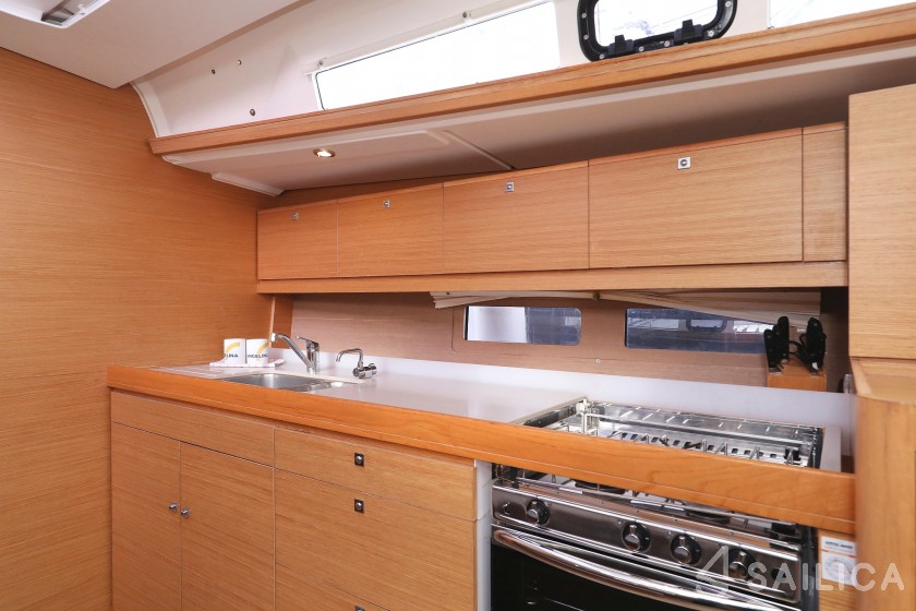 Dufour 460 GL - Yacht Charter Sailica