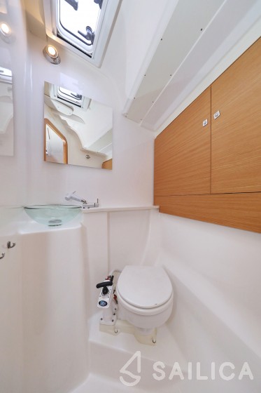 Dufour 460 GL - Yacht Charter Sailica