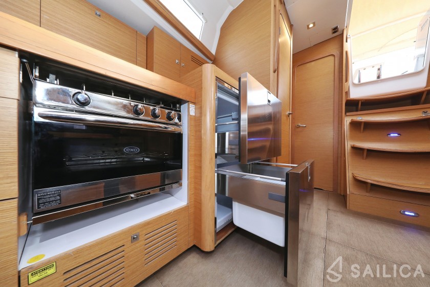 Dufour 460 GL - Yacht Charter Sailica