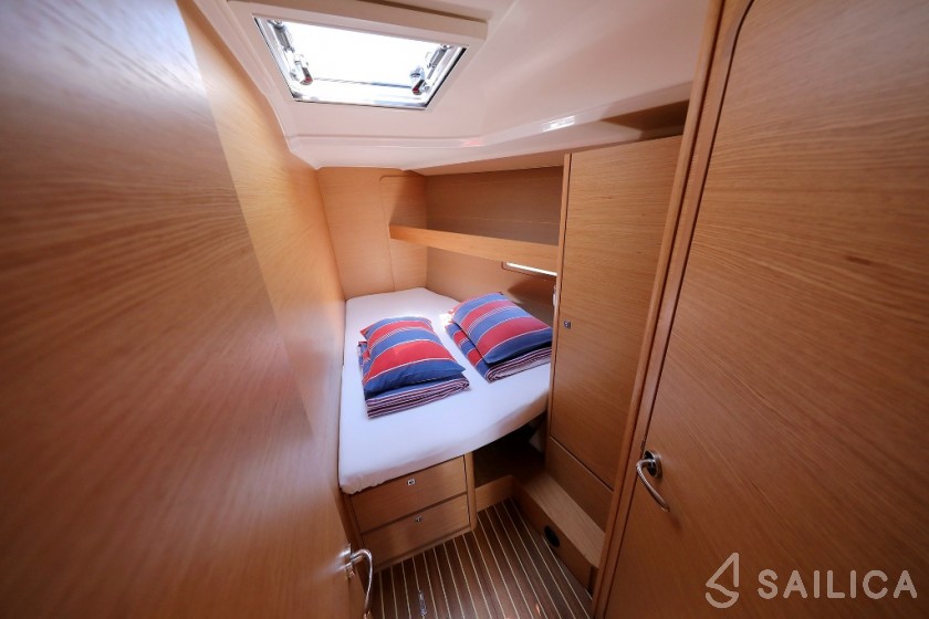 Dufour 460 GL - Yacht Charter Sailica