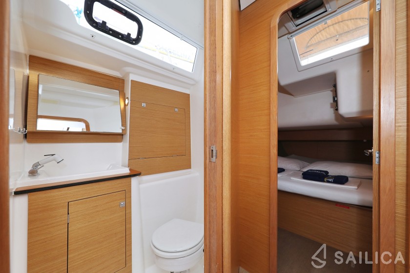 Dufour 460 GL - Yacht Charter Sailica