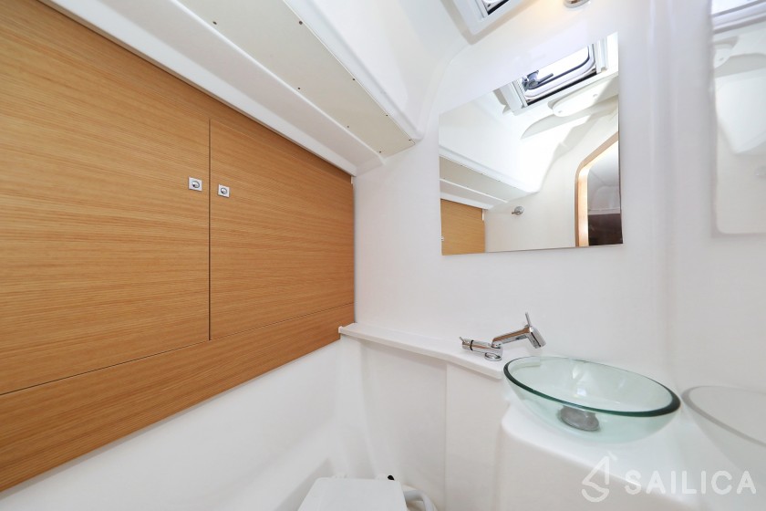 Dufour 460 GL - Yacht Charter Sailica