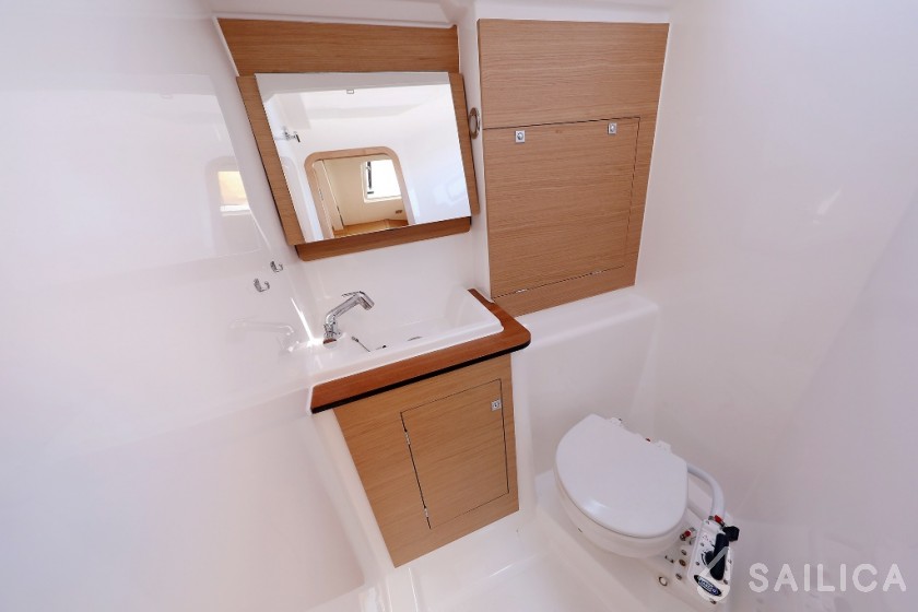 Dufour 460 GL - Yacht Charter Sailica