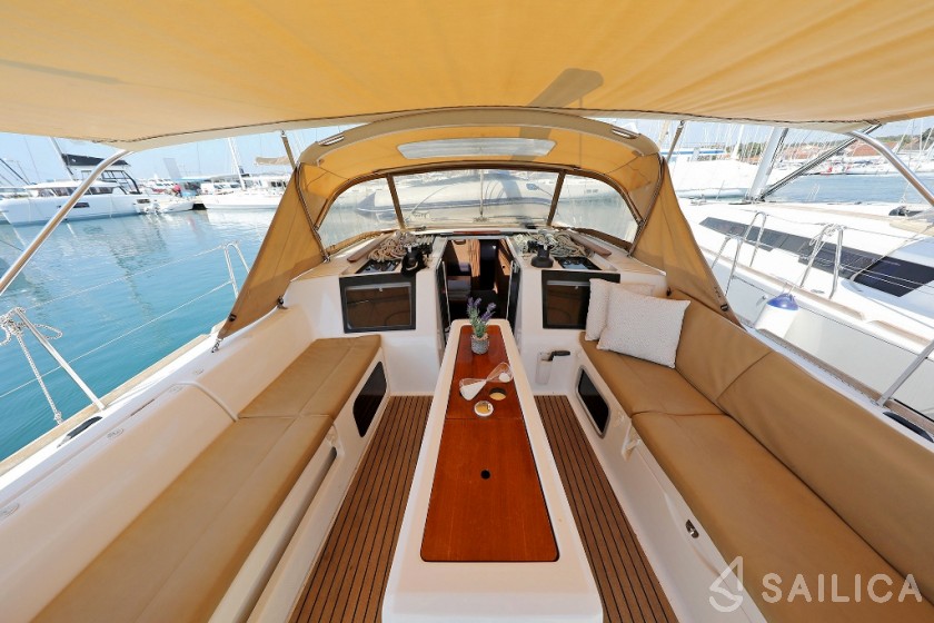 Dufour 460 GL - Yacht Charter Sailica