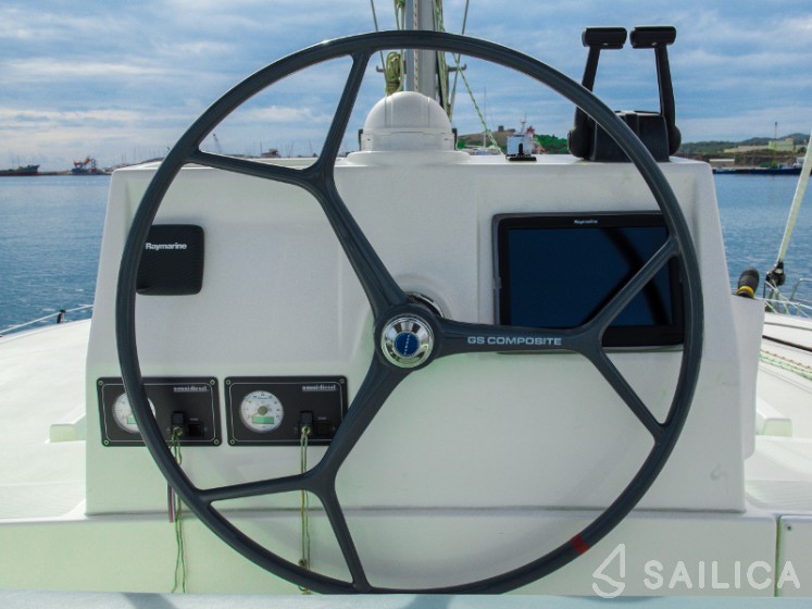 Bali 4.5 - Yacht Charter Sailica