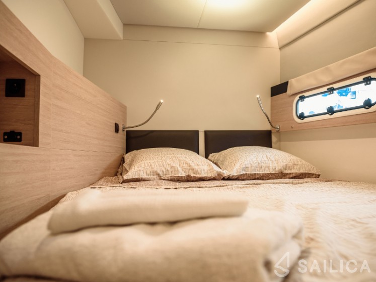 Bali 4.5 - Yacht Charter Sailica