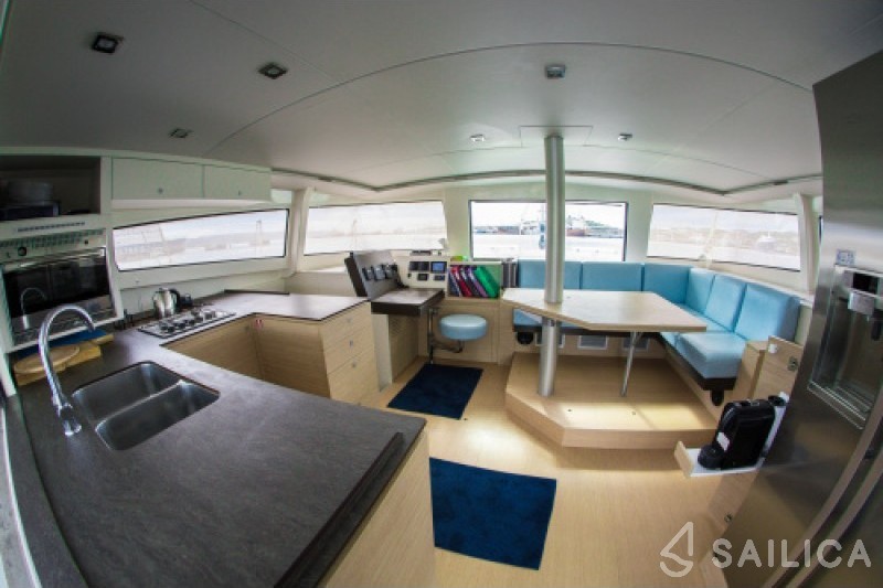 Bali 4.5 - Yacht Charter Sailica