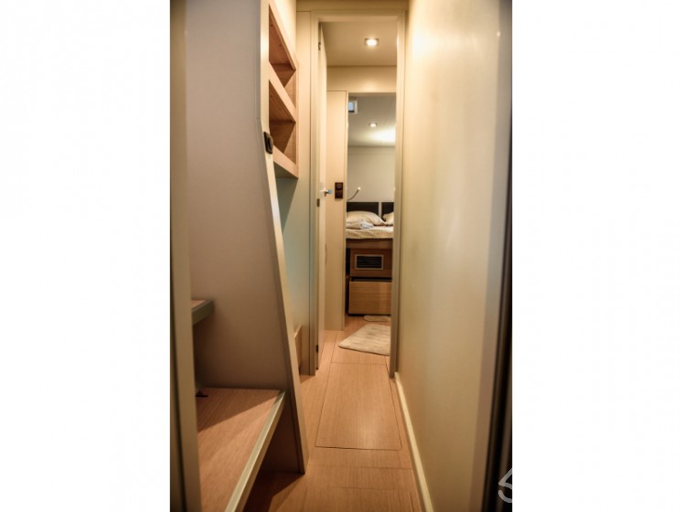 Bali 4.5 - Yacht Charter Sailica