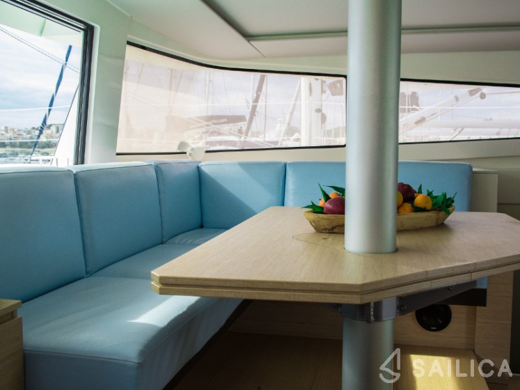 Bali 4.5 - Yacht Charter Sailica