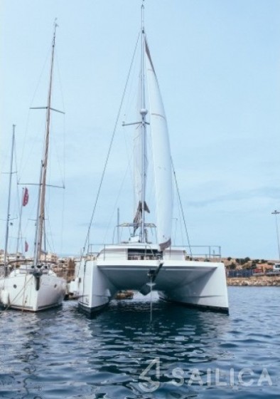 Bali 4.5 - Yacht Charter Sailica