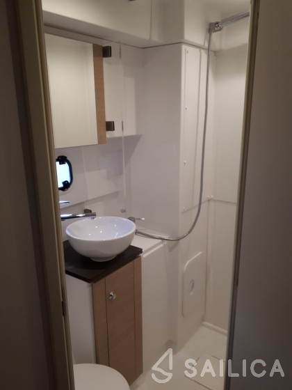Bali 4.5 - Yacht Charter Sailica