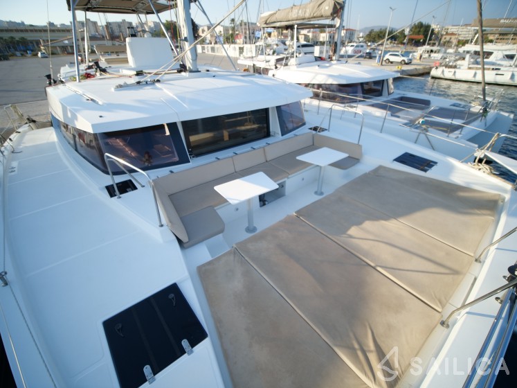 Bali 4.5 - Yacht Charter Sailica