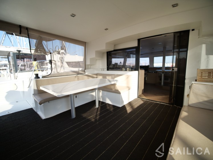 Bali 4.5 - Yacht Charter Sailica