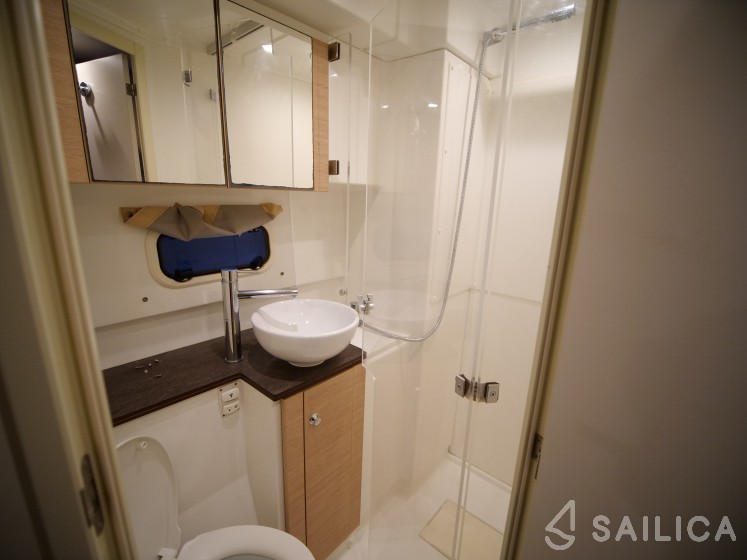 Bali 4.5 - Yacht Charter Sailica