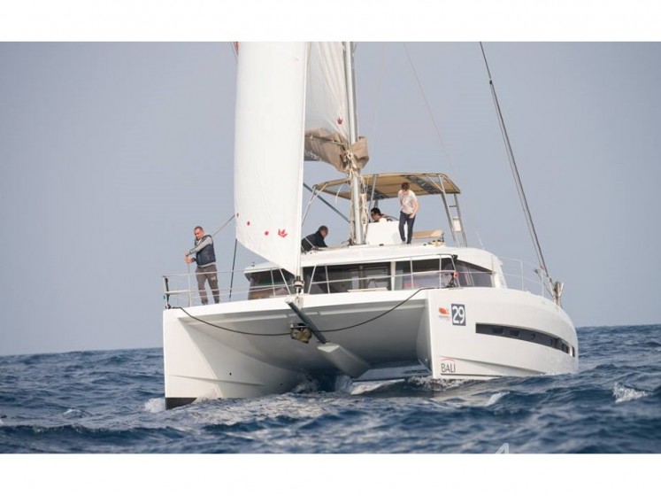 Bali 4.5 - Yacht Charter Sailica