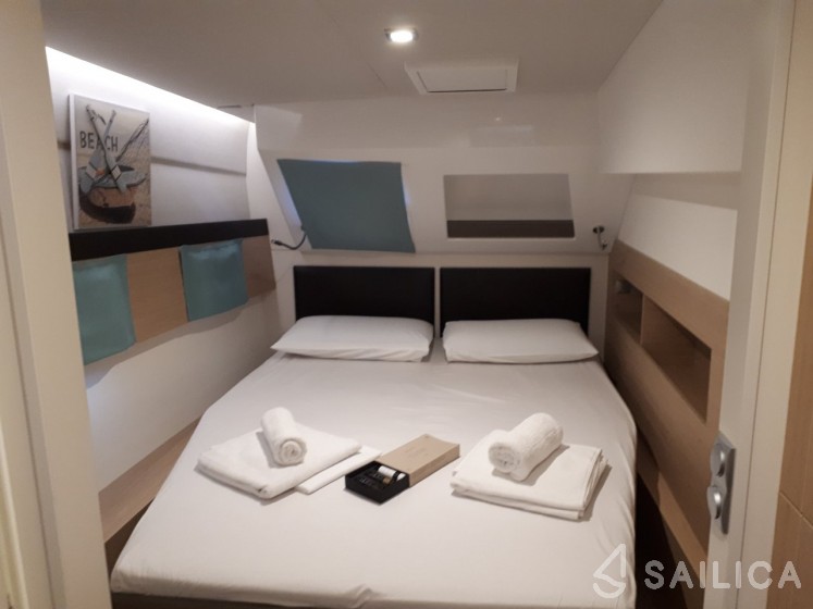 Bali 4.5 - Yacht Charter Sailica