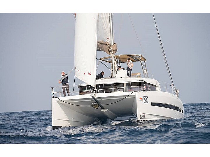 Bali 4.5 - Yacht Charter Sailica