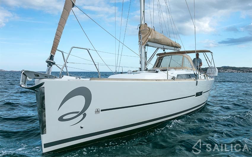 Dufour 350 Grand Large - Yacht Charter Sailica