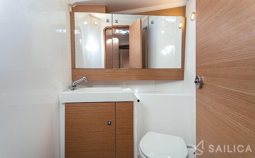 Dufour 412 GL - Yacht Charter Sailica