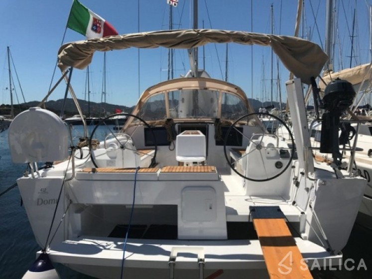 Dufour 412 GL - Yacht Charter Sailica