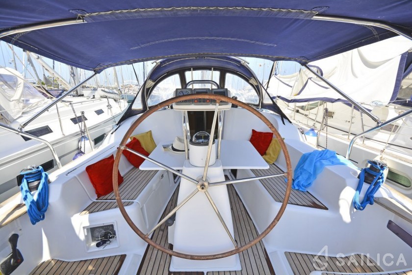 Sun Odyssey 36i - Yacht Charter Sailica