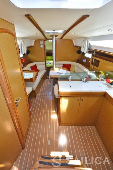 Sun Odyssey 36i - Yacht Charter Sailica