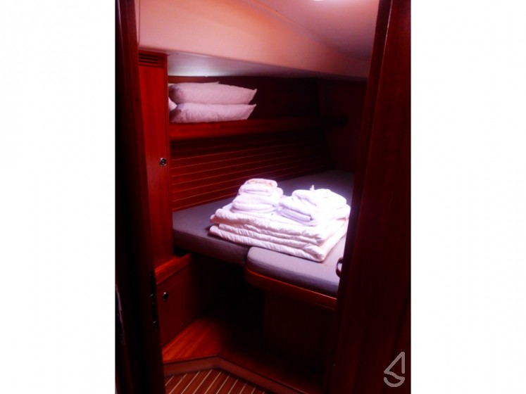 Elan 45 - Yacht Charter Sailica