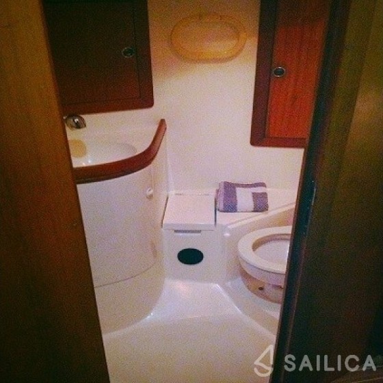 Elan 45 - Yacht Charter Sailica