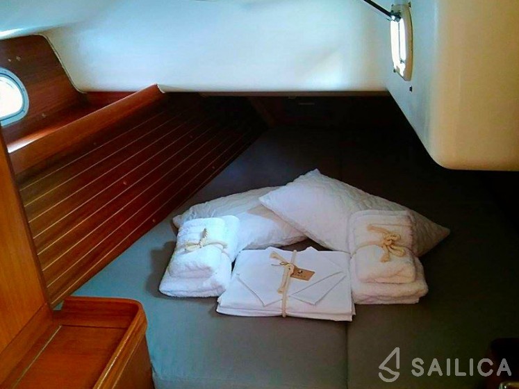 Elan 45 - Yacht Charter Sailica