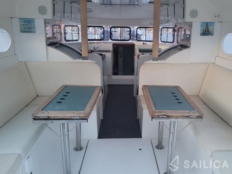 Atoll 6 - Yacht Charter Sailica