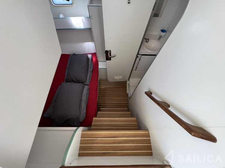Atoll 6 - Yacht Charter Sailica