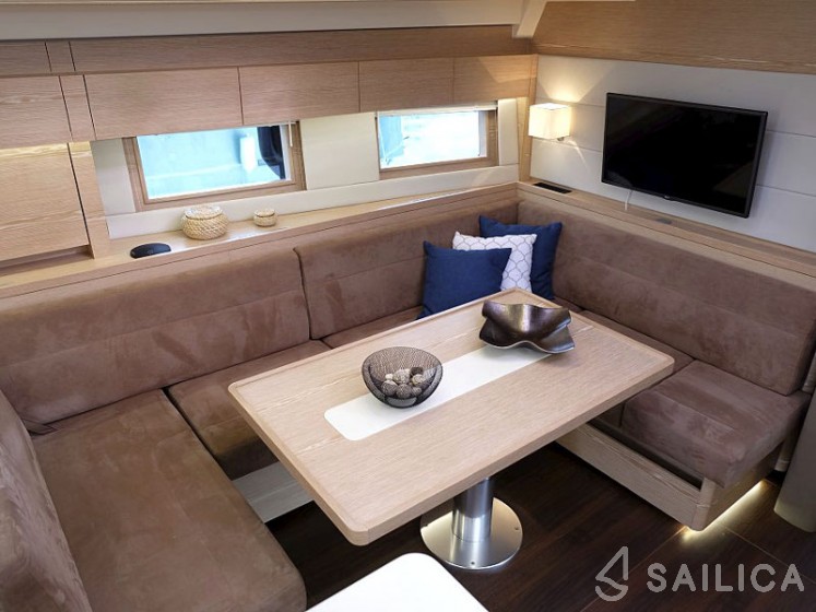 Hanse 588 - Yacht Charter Sailica