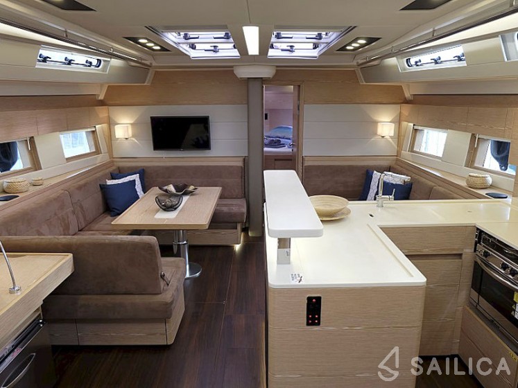 Hanse 588 - Yacht Charter Sailica