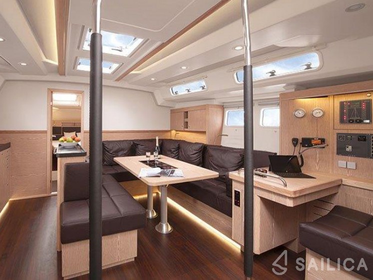 Hanse 505 - 4 + 1 cab. - Yacht Charter Sailica