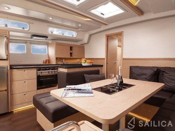 Hanse 505 - 4 + 1 cab. - Yacht Charter Sailica