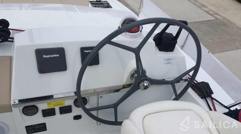 Bali 4.3 - Yacht Charter Sailica