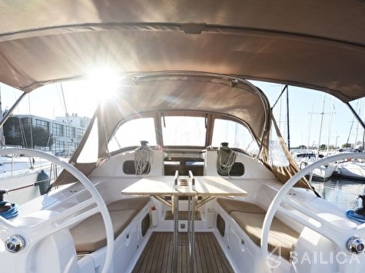 Elan 40 Impression - Yacht Charter Sailica