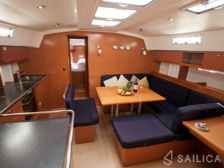 Bavaria Cruiser 45 - Yacht Charter Sailica